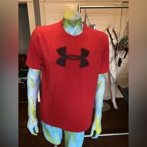 Under Armour Heatgear red tee